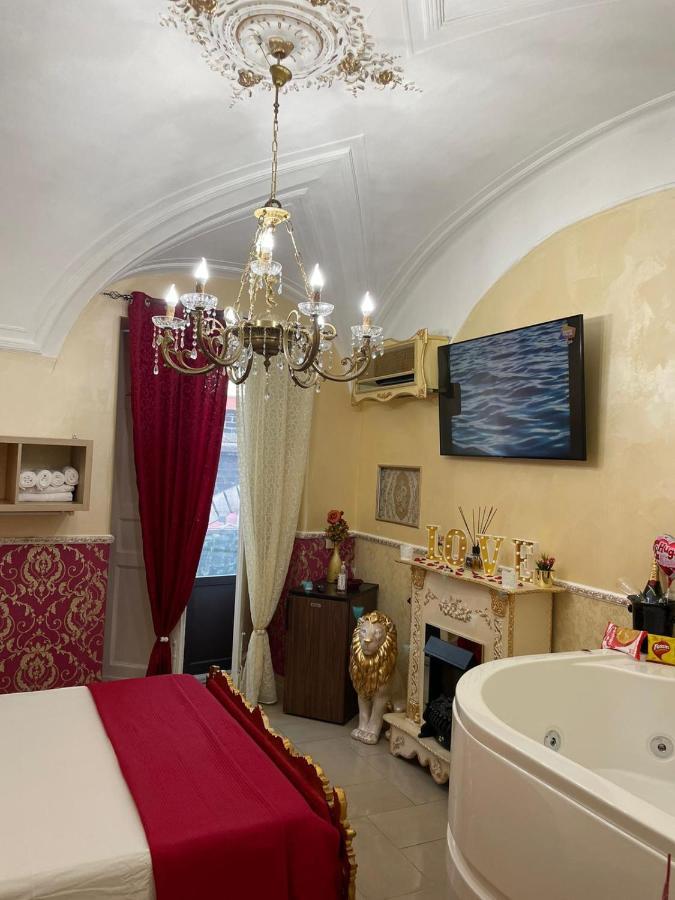 B&B Sotto Gli Archi Κατάνια Εξωτερικό φωτογραφία