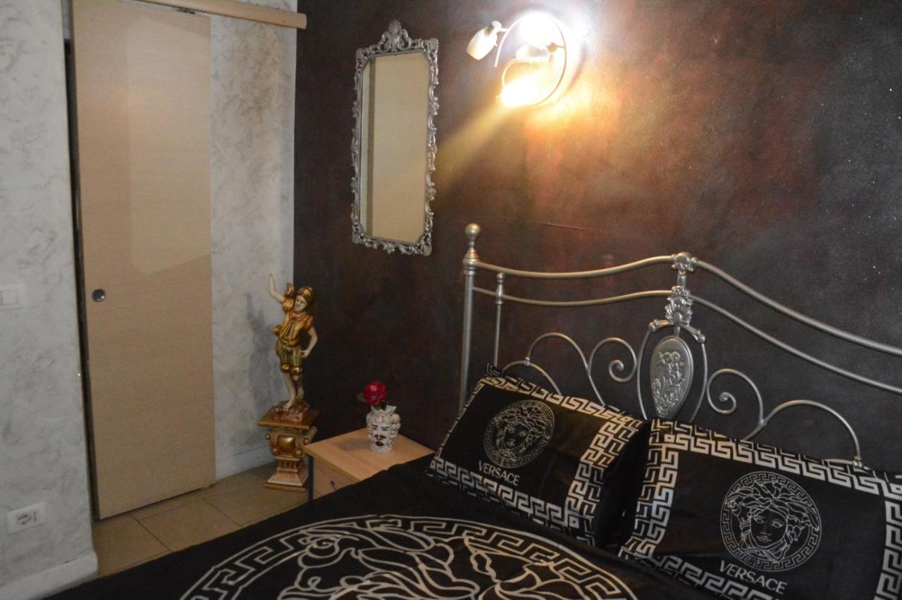 B&B Sotto Gli Archi Κατάνια Εξωτερικό φωτογραφία